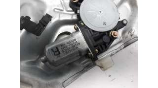 ELEVALUNAS DELANTERO DERECHO KIA CARNIVAL  - M.670528 / ELEVALUNAS DELANTERO DERECHO