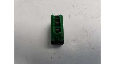MANDO ELEVALUNAS DELANTERO IZQUIERDO CITROEN C1  - M.672945 / MANDO ELEVALUNAS DELANTERO IZQUIERDO