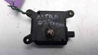 MOTOR CALEFACCION OPEL ASTRA H BERLINA  - M.686589 / 52497183