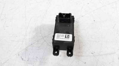 MANDO ELEVALUNAS TRASERO DERECHO KIA CEED  - M.691128 / 93580A2000