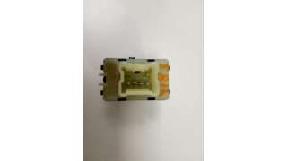 MANDO ELEVALUNAS TRASERO DERECHO DACIA SANDERO  - M.692965 / 264214937R