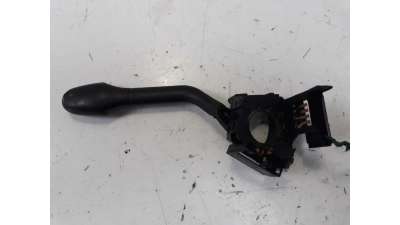 MANDO LIMPIA VOLKSWAGEN GOLF III BERLINA  - M.695202 / MANDO LIMPIA