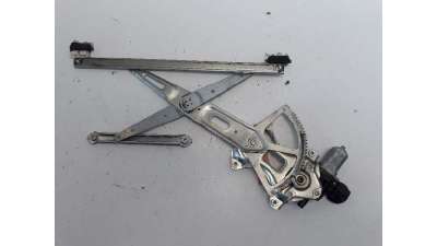 ELEVALUNAS DELANTERO DERECHO TOYOTA URBAN CRUISER  - M.711956 / ELEVALUNAS DELANTERO DERECHO