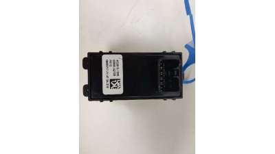 MANDO ELEVALUNAS TRASERO DERECHO KIA CEED  - M.712977 / AC25101000
