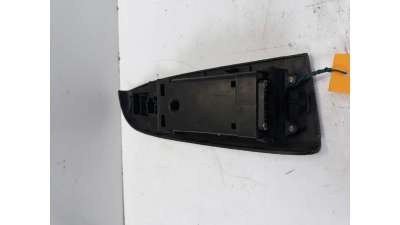 MANDO ELEVALUNAS DELANTERO IZQUIERDO HONDA ACCORD BERLINA  - M.714068 / MANDO ELEVALUNAS DELANTERO IZQUIERDO