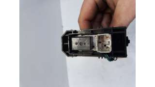MANDO ELEVALUNAS TRASERO DERECHO TOYOTA LEXUS IS 200  - M.714165 / MANDO ELEVALUNAS TRASERO DERECHO