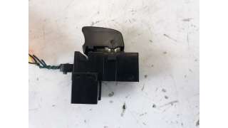 MANDO ELEVALUNAS DELANTERO DERECHO NISSAN PRIMERA BERLINA  - M.714168 / 25411AV600