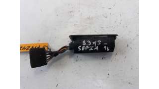 MANDO ELEVALUNAS DELANTERO IZQUIERDO KIA SEPHIA  - M.714242 / MANDO ELEVALUNAS DELANTERO IZQUIERDO