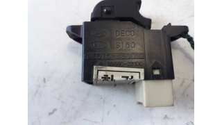 MANDO ELEVALUNAS TRASERO DERECHO HYUNDAI SANTA FE  - M.715521 / 935753C010