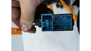 MANDO ELEVALUNAS TRASERO DERECHO KIA RIO  - M.715532 / 935762D000