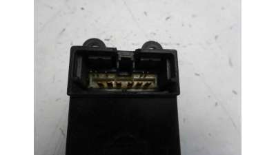 MANDO ELEVALUNAS TRASERO IZQUIERDO NISSAN MAXIMA QX  - M.715553 / 2543144U60
