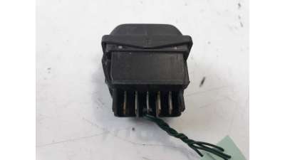 MANDO ELEVALUNAS DELANTERO IZQUIERDO PEUGEOT 306 BREAK  - M.715876 / MANDO ELEVALUNAS DELANTERO IZQUIERDO