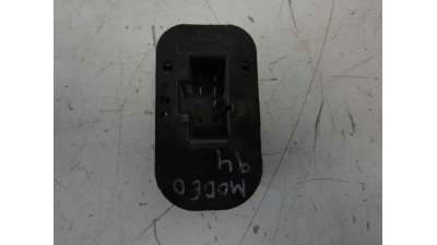 MANDO ELEVALUNAS DELANTERO IZQUIERDO FORD MONDEO BERLINA/FAMILIAR  - M.715976 / 93BG14529BA