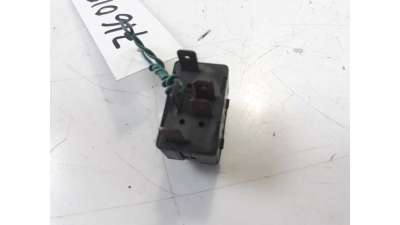 MANDO ELEVALUNAS DELANTERO IZQUIERDO AUDI A4 BERLINA  - M.716015 / 4D0959855