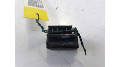 MANDO ELEVALUNAS DELANTERO IZQUIERDO RENAULT 19 HATCHBACK  - M.716128 / MANDO ELEVALUNAS DELANTERO IZQUIERDO