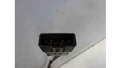 MANDO ELEVALUNAS TRASERO DERECHO OPEL CORSA B  - M.716146 / MANDO ELEVALUNAS TRASERO DERECHO