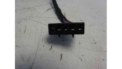 MANDO ELEVALUNAS DELANTERO DERECHO OPEL CORSA B  - M.716219 / MANDO ELEVALUNAS DELANTERO DERECHO