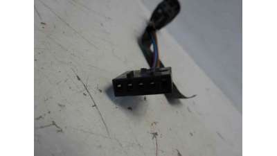 MANDO ELEVALUNAS DELANTERO DERECHO OPEL CORSA B  - M.716220 / MANDO ELEVALUNAS DELANTERO DERECHO