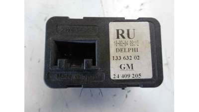 MANDO ELEVALUNAS DELANTERO IZQUIERDO OPEL CORSA C  - M.716713 / 24409205