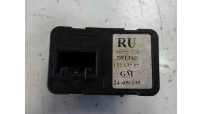 MANDO ELEVALUNAS DELANTERO IZQUIERDO OPEL CORSA C  - M.716715 / 24409205