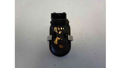 MANDO ELEVALUNAS DELANTERO DERECHO OPEL ZAFIRA A  - M.727069 / 90561388