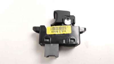 MANDO ELEVALUNAS DELANTERO DERECHO HYUNDAI I20  - M.732841 / 93580C7010