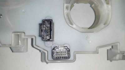 MANDO MULTIFUNCION RENAULT MEGANE III BERLINA 5 P  - M.735114 / 255670019R