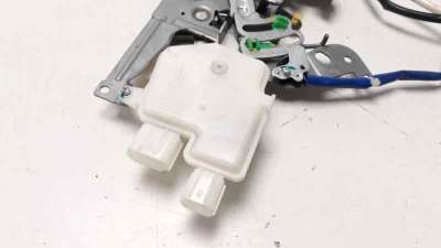 CERRADURA PUERTA TRASERA DERECHA MAZDA 5  - M.743274 / CERRADURA PUERTA TRASERA DERECHA