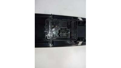 MANDO ELEVALUNAS DELANTERO DERECHO RENAULT SCENIC III  - M.751416 / 809600018R