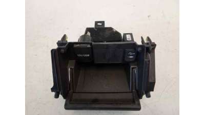 CENICERO TOYOTA AURIS  - M.755907 / 5543102060