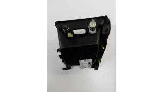CENICERO KIA CEED  - M.757534 / A2A102772