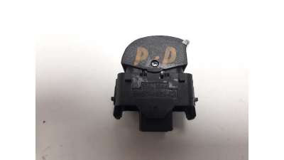 MANDO ELEVALUNAS DELANTERO DERECHO FORD FIESTA  - M.763327 / BM5T14529AB