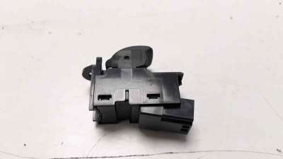 MANDO ELEVALUNAS TRASERO IZQUIERDO VOLVO V40  - M.768743 / 31394840