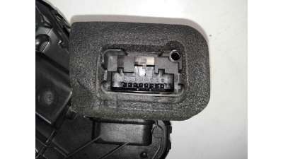 CERRADURA PUERTA DELANTERA DERECHA VOLKSWAGEN CRAFTER KASTEN  - M.770512 / 5TB837016A