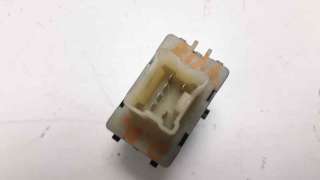 MANDO ELEVALUNAS DELANTERO DERECHO DACIA SANDERO  - M.772284 / 254214937R