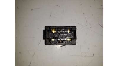 MANDO ELEVALUNAS DELANTERO IZQUIERDO VOLKSWAGEN VENTO  - M.774000 / 1H0959855A