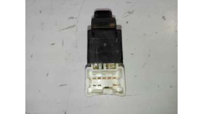 MANDO ELEVALUNAS TRASERO DERECHO NISSAN PICK-UP  - M.775345 / MANDO ELEVALUNAS TRASERO DERECHO