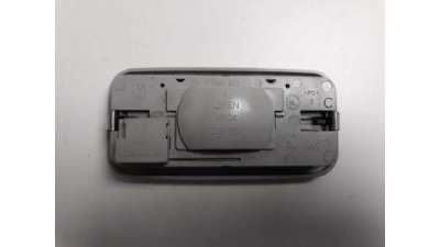 LUZ INTERIOR VOLKSWAGEN POLO BERLINA  - M.795440 / 6N0947105F