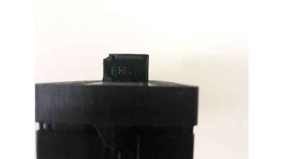 MANDO ELEVALUNAS DELANTERO IZQUIERDO AUDI A6 BERLINA  - M.798451 / 4G0959851