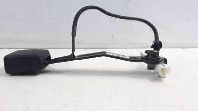 CINTURON SEGURIDAD DELANTERO IZQUIERDO KIA RIO  - M.815438 / 88830H800WK