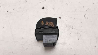 MANDO ELEVALUNAS TRASERO DERECHO SEAT EXEO BERLINA  - M.819665 / 8E0959855A