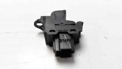 MANDO ELEVALUNAS DELANTERO DERECHO VOLVO S40 BERLINA  - M.829633 / 30658448
