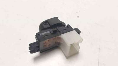 MANDO ELEVALUNAS TRASERO IZQUIERDO NISSAN QASHQAI  - M.837441 / MANDO ELEVALUNAS TRASERO IZQUIERDO
