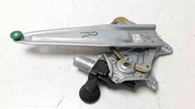 ELEVALUNAS TRASERO DERECHO TOYOTA HILUX  - M.850289 / 698300K031