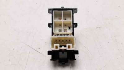 MANDO ELEVALUNAS TRASERO DERECHO TOYOTA AURIS TOURING SPORTS  - M.893933 / 8292U38