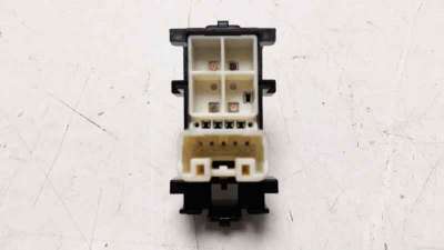 MANDO ELEVALUNAS TRASERO IZQUIERDO TOYOTA AURIS TOURING SPORTS  - M.893934 / 8292S38