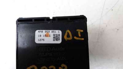MANDO ELEVALUNAS DELANTERO IZQUIERDO AUDI Q8  - M.900732 / 4M0959851C
