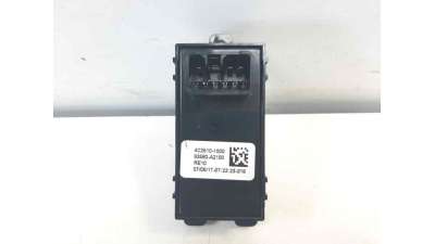 MANDO ELEVALUNAS TRASERO DERECHO KIA CEED  - M.901643 / 93580A2100