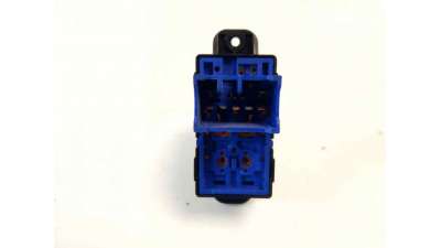 MANDO ELEVALUNAS DELANTERO DERECHO KIA RIO  - M.915951 / 935751W010