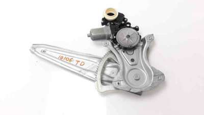 ELEVALUNAS TRASERO DERECHO TOYOTA VERSO  - M.977204 / 698300F041